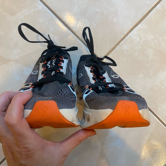 On Running Women’s Athletic Shoes with Red/Orange Accents - Picture 6 of 11